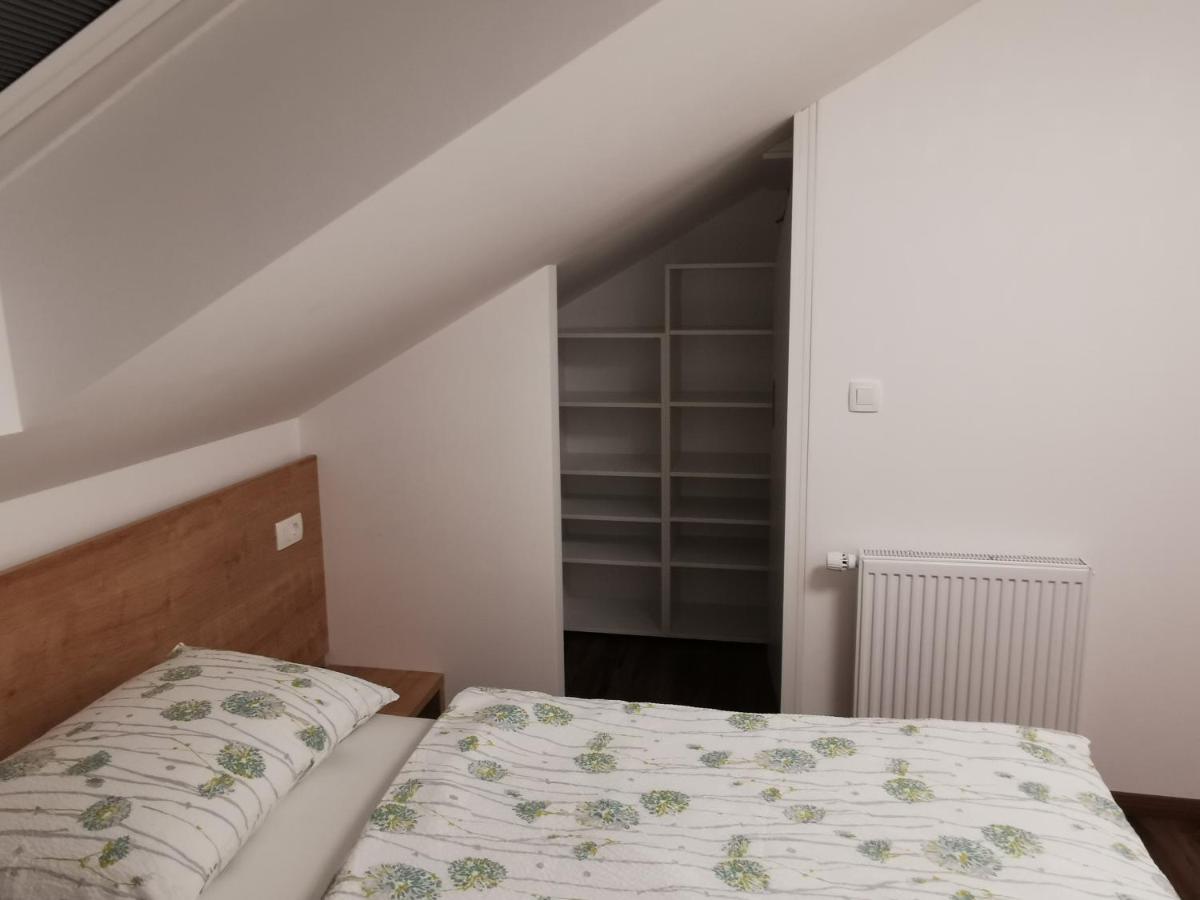 Gostilna S Prenocisci Pav Otel Rakek Dış mekan fotoğraf