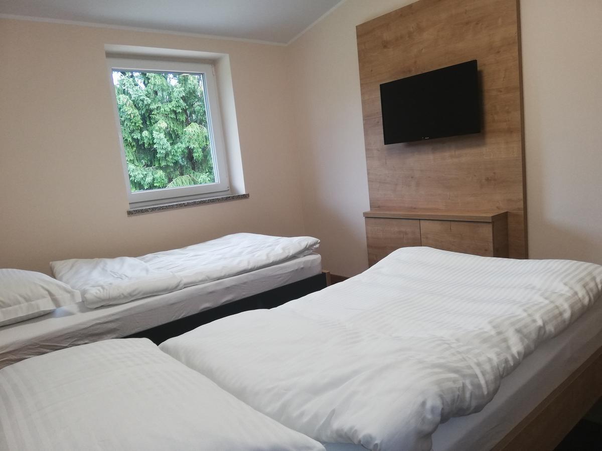 Gostilna S Prenocisci Pav Otel Rakek Dış mekan fotoğraf